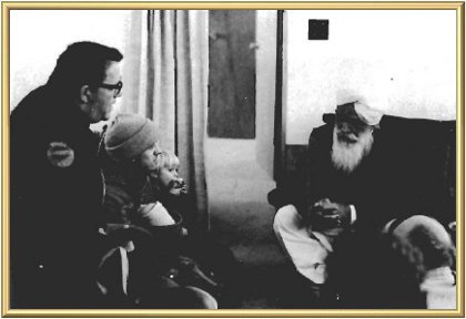 Kirpal Singh with disciples